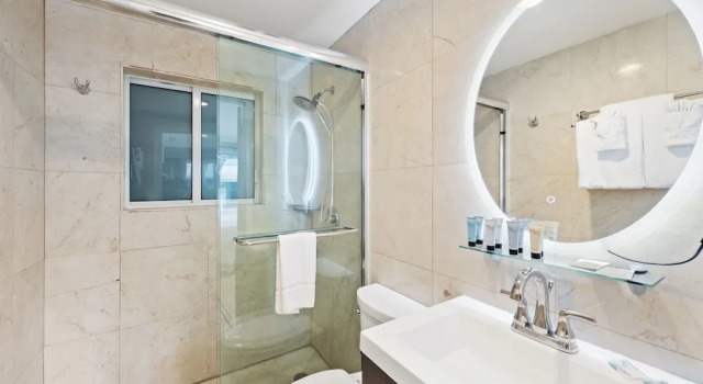 Люкс Deluxe c 1 комнатой с видом на залив Isle of Venice Residence and Marina