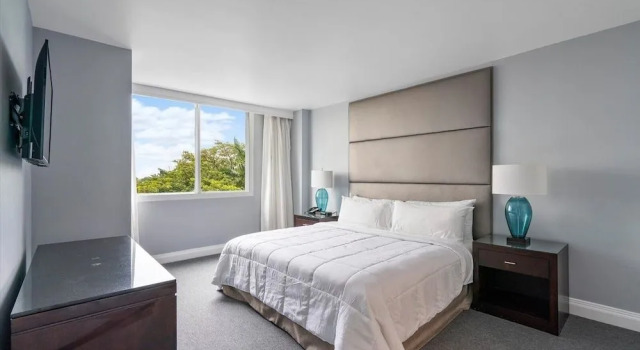 1 Bedroom Suite at Galleryone 1 Condo by Redawning