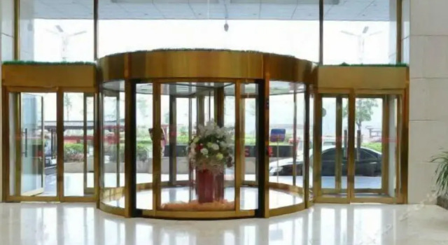 Luoyang Yijun Hotel, Rezervovat Hotel Luo-jang Henan