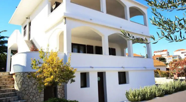 Apartments Branko, Buchen Sie Ferienwohnung Seoca Gemeinde Budva