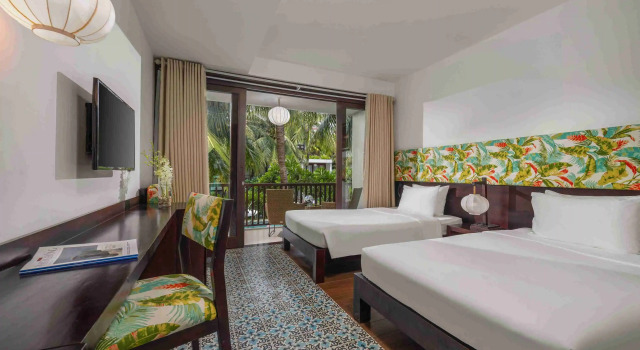 Двухместный номер Deluxe с видом на бассейн Emerald Hoi An Riverside Resort