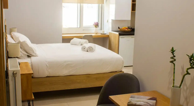 Двухместный номер Standard Цокольный этаж 12 Keys Athens Apartments