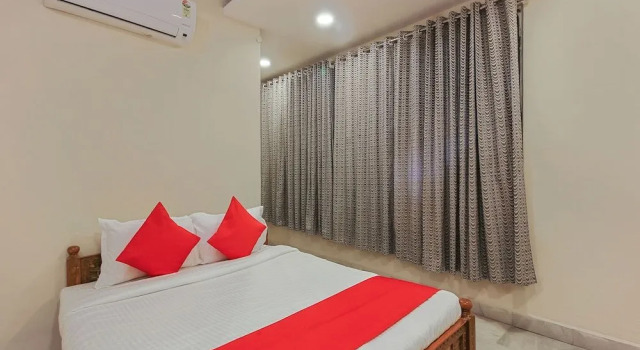 OYO 19927 Sri Balaji Lodge, Rezerwuj Hotel Secunderabad 