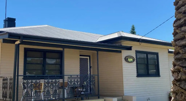 Коттедж с 3 комнатами Inverell Terrace Motor Lodge