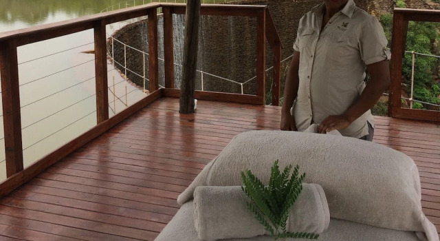 Molapo Safari, Buchen Sie Hotel Waterberg District Südafrika
