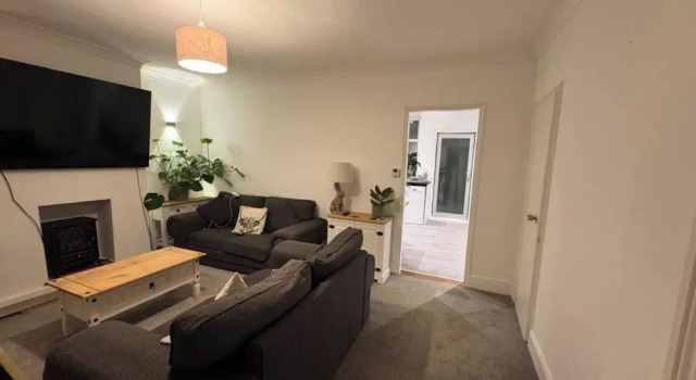 Spacious 3-bed Terrace, Great Links