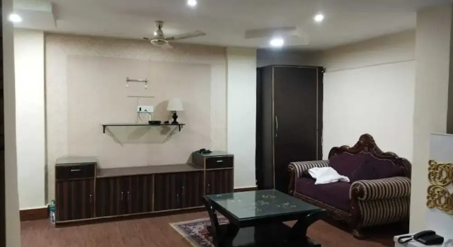 The Royal Suites