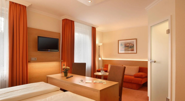 Двухместный номер Standard Hotel Kriemhild am Hirschgarten