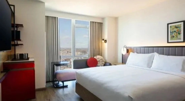 Одноместный номер Standard с видом на город Renaissance New York Flushing Hotel at Tangram