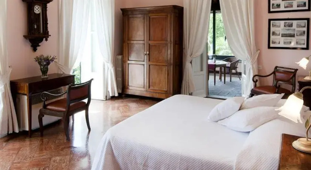 Villa Camilla, Book Villa Hotels in Como with a Pool, Swimming Pool