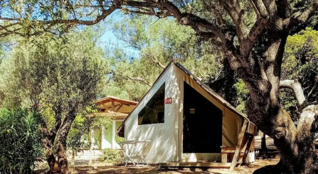 Тент с 2 комнатами Camping Campo Di Liccia