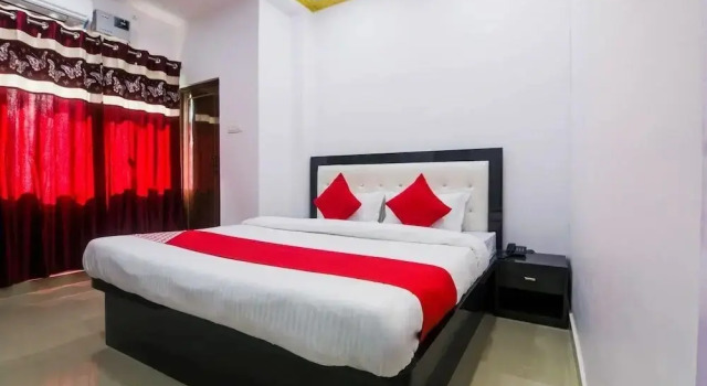 Travellers Nest by OYO Rooms