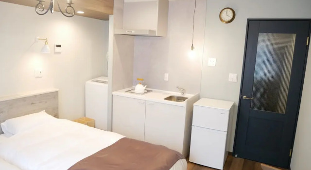 7 Rooms Hotel & Cafe - ディズニーと空港までバス1本 - 全室キッチン付き, Book Hotel Edogawa Tokyo
