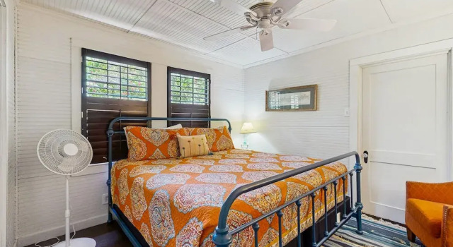 Dog-friendly Cottage by the Beach With Private Pool, Pool Spa, & Free Wifi