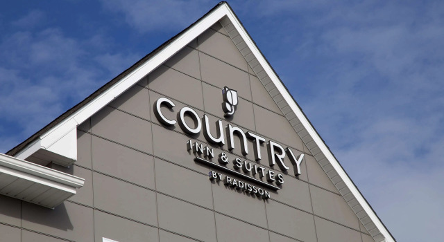 Country Inn & Suites by Radisson, Crystal Lake, IL