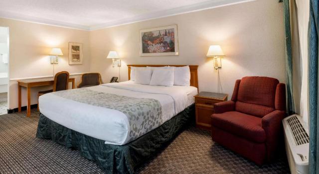 Двухместный номер Motel 6 Phoenix, AZ Midtown