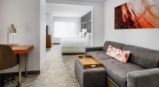 Четырёхместный люкс Springhill Suites by Marriott Warwick