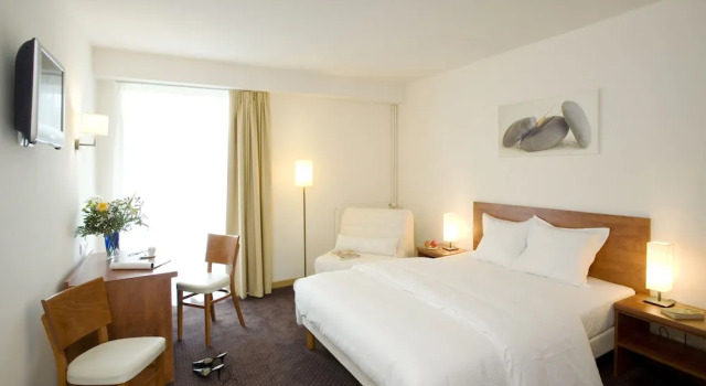 Hôtel La Rivière, Book Hotel Entraygues-sur-Truyere Aveyron