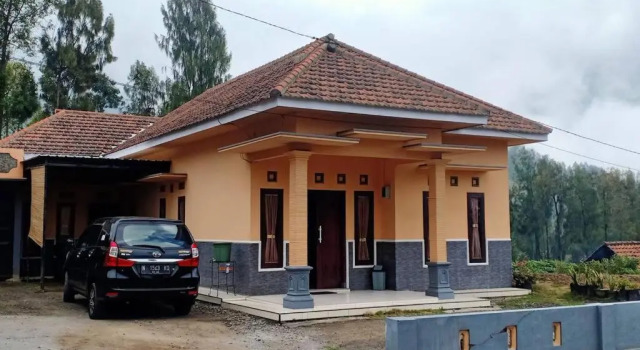 Villa Tengger Asri 5 Gunung Bromo, Book Villa Hotels in Bromo with Parking, Parking