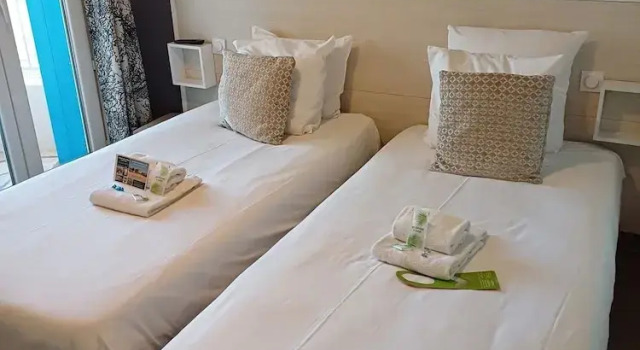 Standart çift kişilik oda Hôtel de la Mer