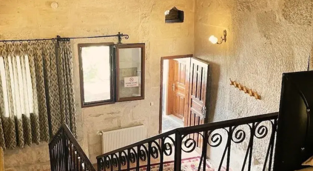 Четырёхместный семейный номер Standard Avlu Cave House