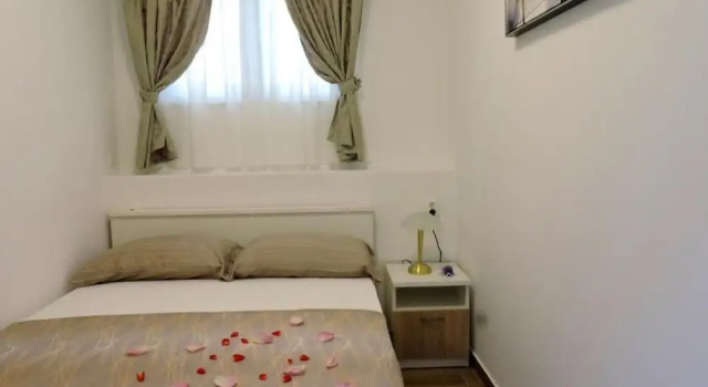 Luxury Beachfront Apartment, Sea Pearl