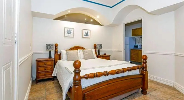 Апартаменты c 1 комнатой Inn The Tuarts Guest Lodge