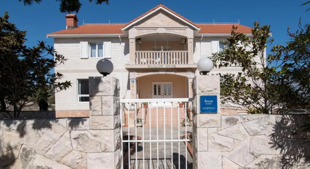 Apartments Mijajov Dvor