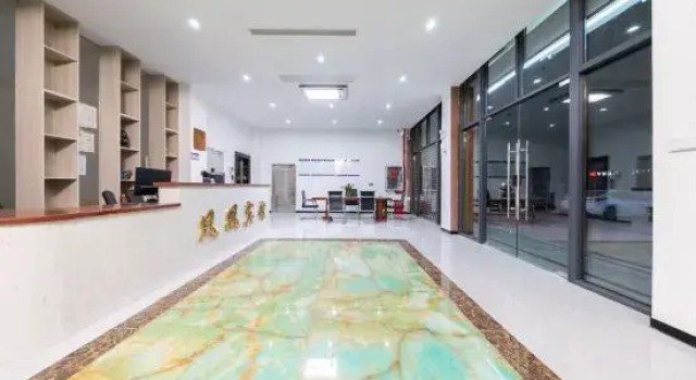 Phoenix Hotel, Rezervovat Hotel Hezhou Hunan