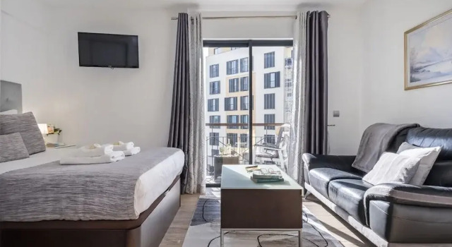 F rum Ocean View 4B by Homie, Rezerwuj Hotel Hotele w Funchal z parkingiem, Parking