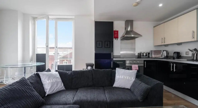 MAEVELA Apartments - Modern 2 Bedroom Apartment - Chinatown, Arcadian, City Centre - Large Juliet Balcony Windows - PS4 & Smart TV's, Забронировать Апартаменты/квартира Апартаменты Уэст-Мидлендс, Апартаменты/квартира