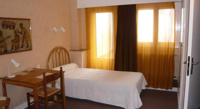 Двухместный номер Standard CitHotel Aéro-Hotel