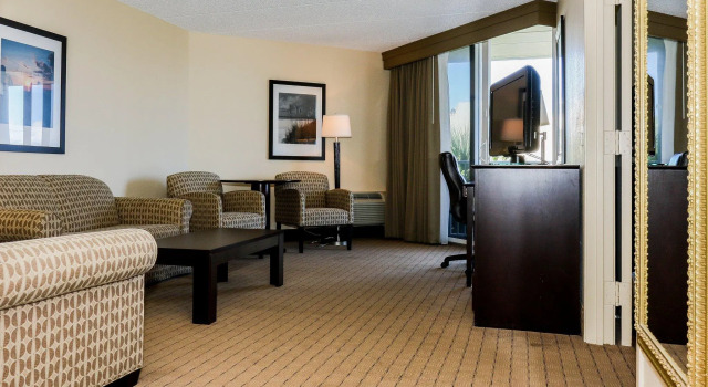 Люкс Holiday Inn Express- North Palm Beach and IHG Hotel
