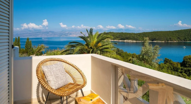 Villa Eva in Corfu With 3 Bedrooms and 3 Bathrooms, Забронировать Вилла Отели периферии Ионических островов с парковкой, Парковка