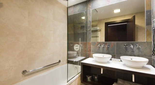 Трёхместный номер Standard Hotel Mas Solà