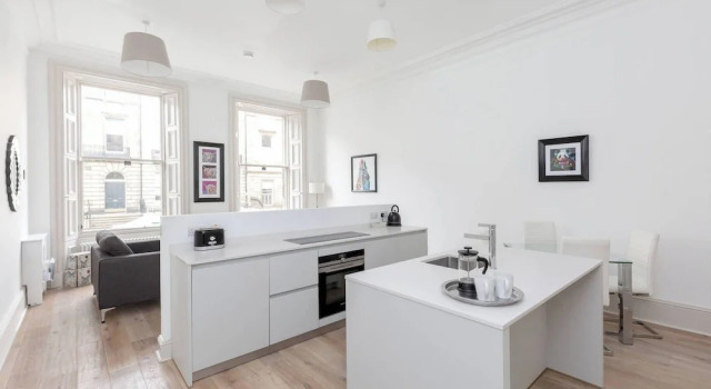 Апартаменты 6 on Chester Apartments