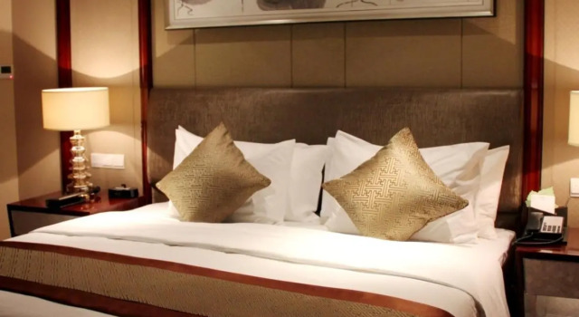 Двухместный номер Deluxe Howard Johnson Nanshan Plaza Bengbu