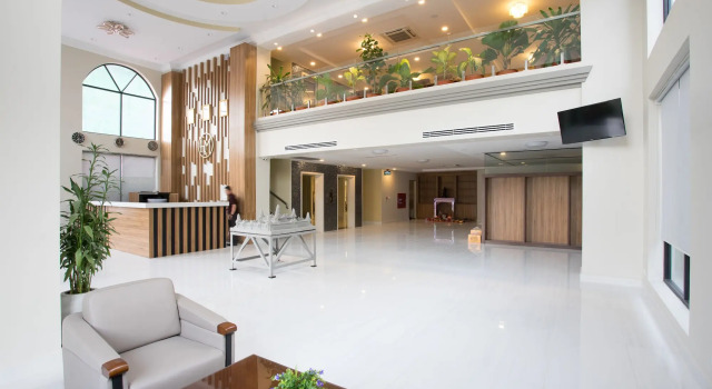 HM Grand Central Hotel, Buchen Sie Hotel Daun Penh 