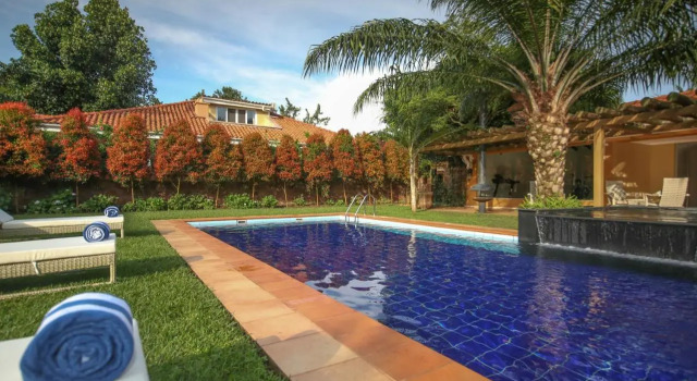 No.5 Boutique Hotel, Boek Boutique Hotel Hotels in Entebbe met parkeren, Parkeren
