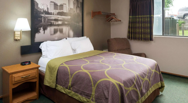 Двухместный номер Standard Super 8 by Wyndham Omaha NE