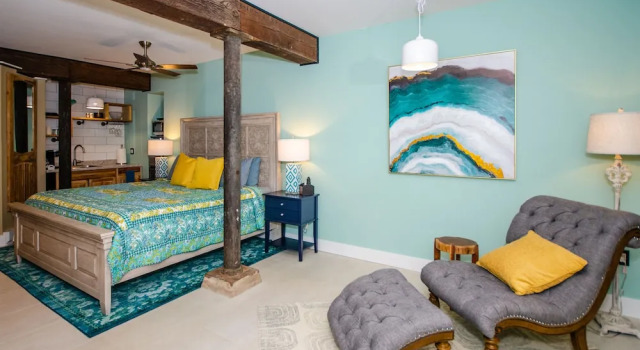Люкс Tobacco Warehouse Inn