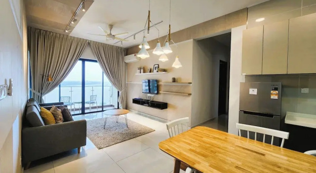 Апартаменты Executive Scenic Country Garden Danga Bay by Lions Bay