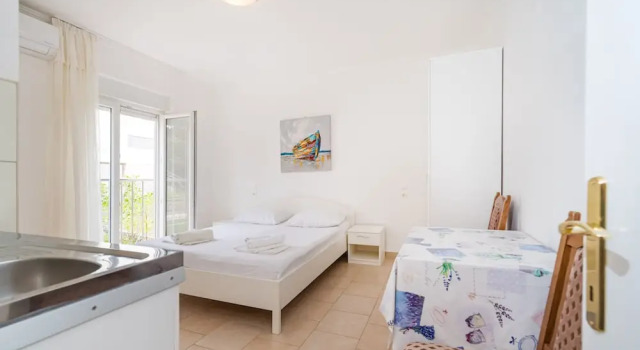 Студия Studio Apartments Near Center 7