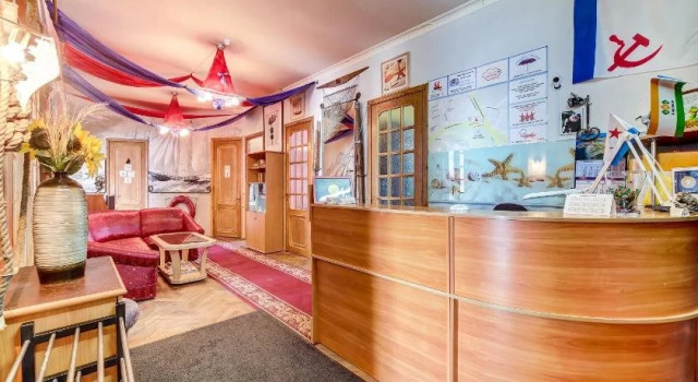 Alye parusa, Rezervovat Hotel Petrogradskiy district Petrohrad, poblíž Troitskaya Square