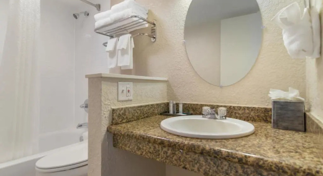 Четырёхместный номер Standard с видом на город Inn on Destin Harbor, an Ascend Collection Hotel
