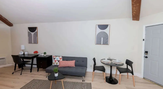Hunstville Modern Studio Retreatsleeps 2, Book Lejlighedshotel Apart-hoteller i Huntsville, Lejlighedshotel