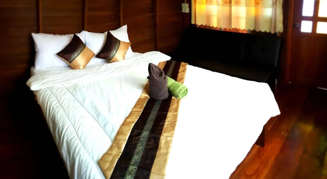 Happy Guesthouse, Забронировать Отель Сукхотхай 