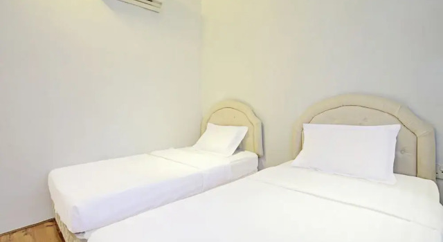 Люкс OYO 90597 Delightful Holiday Inn