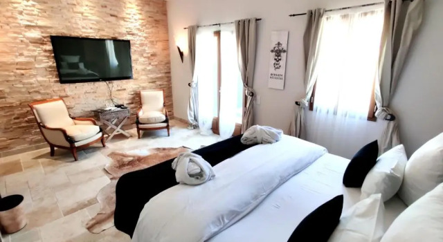Полулюкс Deluxe Maison Prestige Saint Tropez by Roberto Geissini