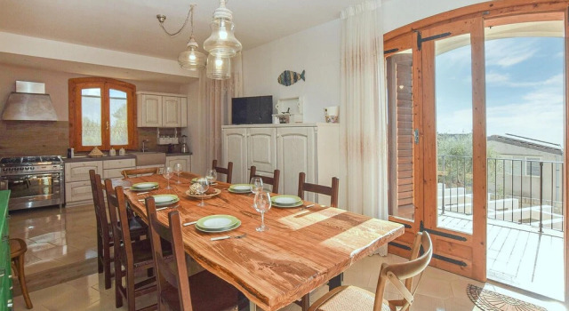 Amazing Home in Ragusa With 6 Bedrooms, Wifi and Outdoor Swimming Pool